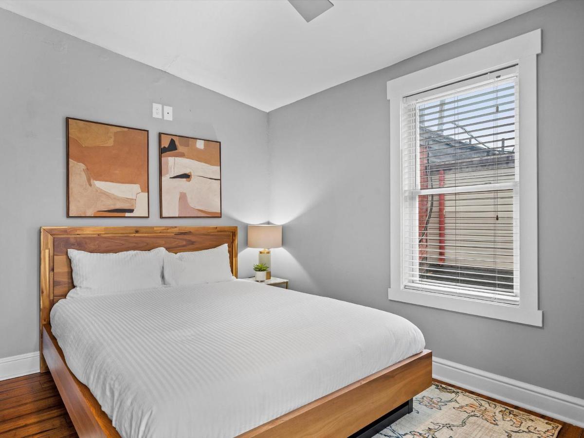 Holiday home Stylish 4 Bedroom Loft Home, North Shore, Skyline View Close To Nhl, Nfl *
