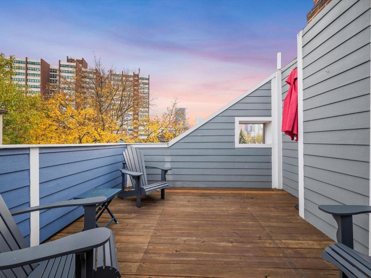 Holiday home Stylish 4 Bedroom Loft Home, North Shore, Skyline View Close To Nhl, Nfl