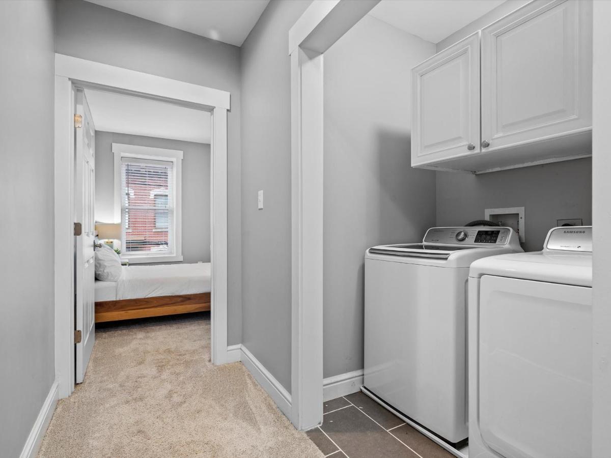 Holiday home Stylish 4 Bedroom Loft Home, North Shore, Skyline View Close To Nhl, Nfl