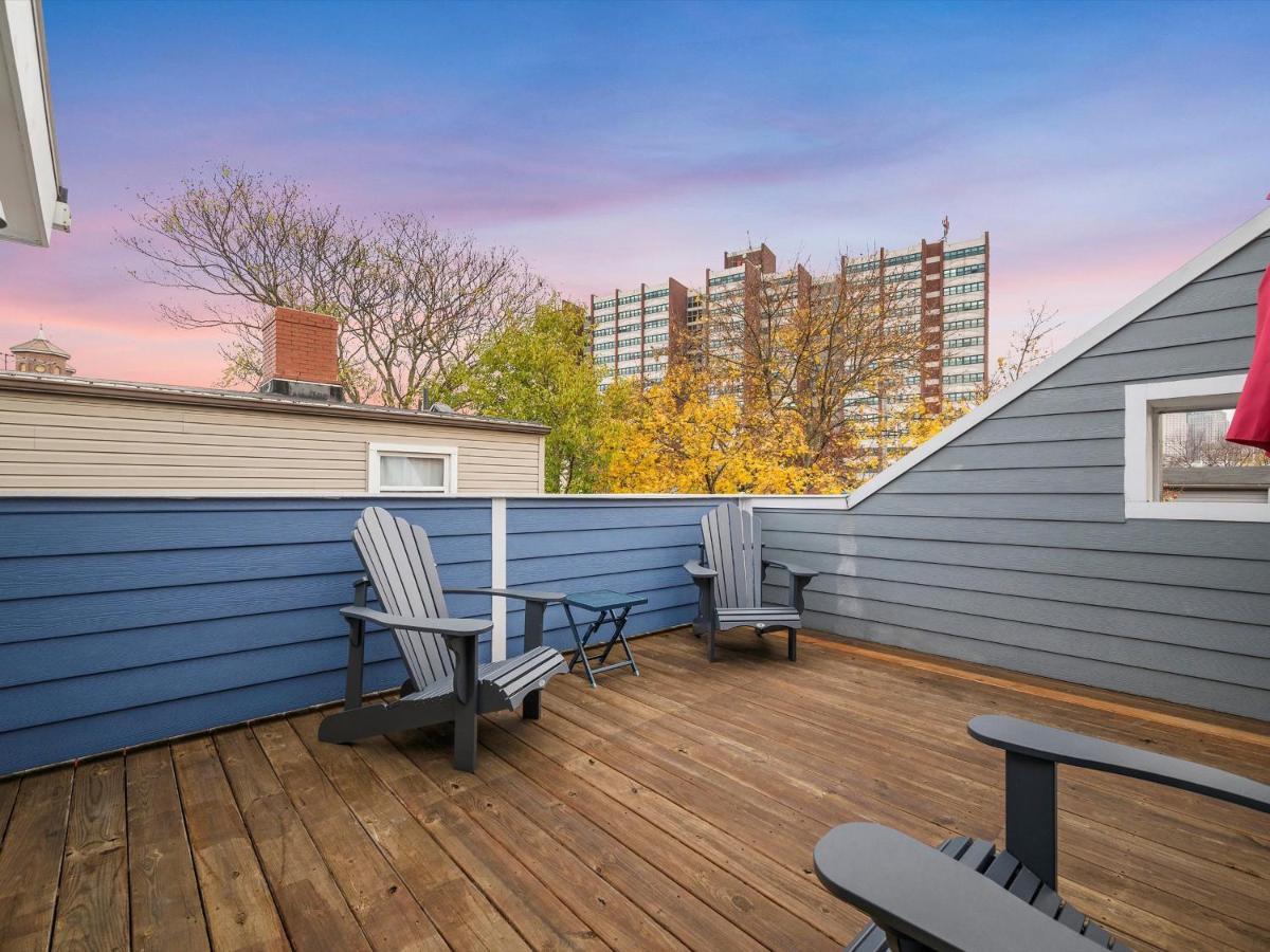 Holiday home Stylish 4 Bedroom Loft Home, North Shore, Skyline View Close To Nhl, Nfl